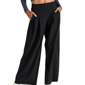 Athleta Brooklyn Heights Pleated High Rise Wide Leg Pants Black Size 16 533436